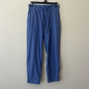 Lululemon dance studio crop in oasis blue size 6